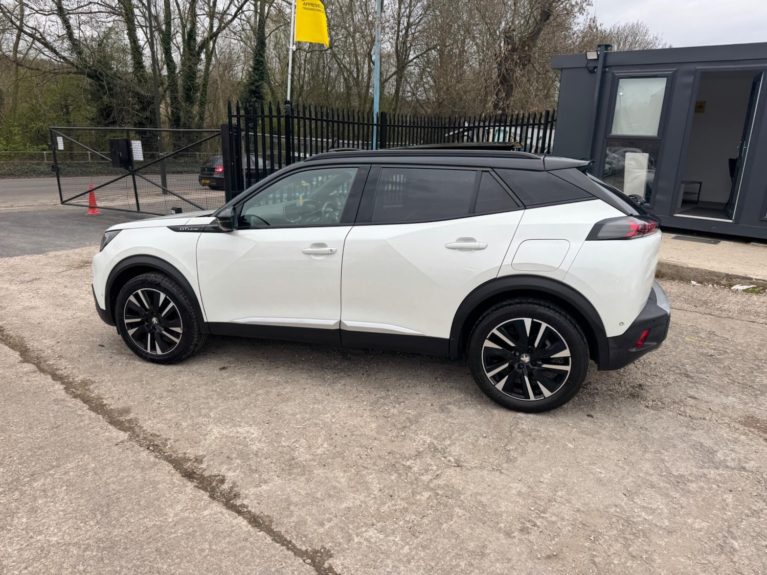 Used Peugeot 2008 2020 for sale - 78100057: Photo 19