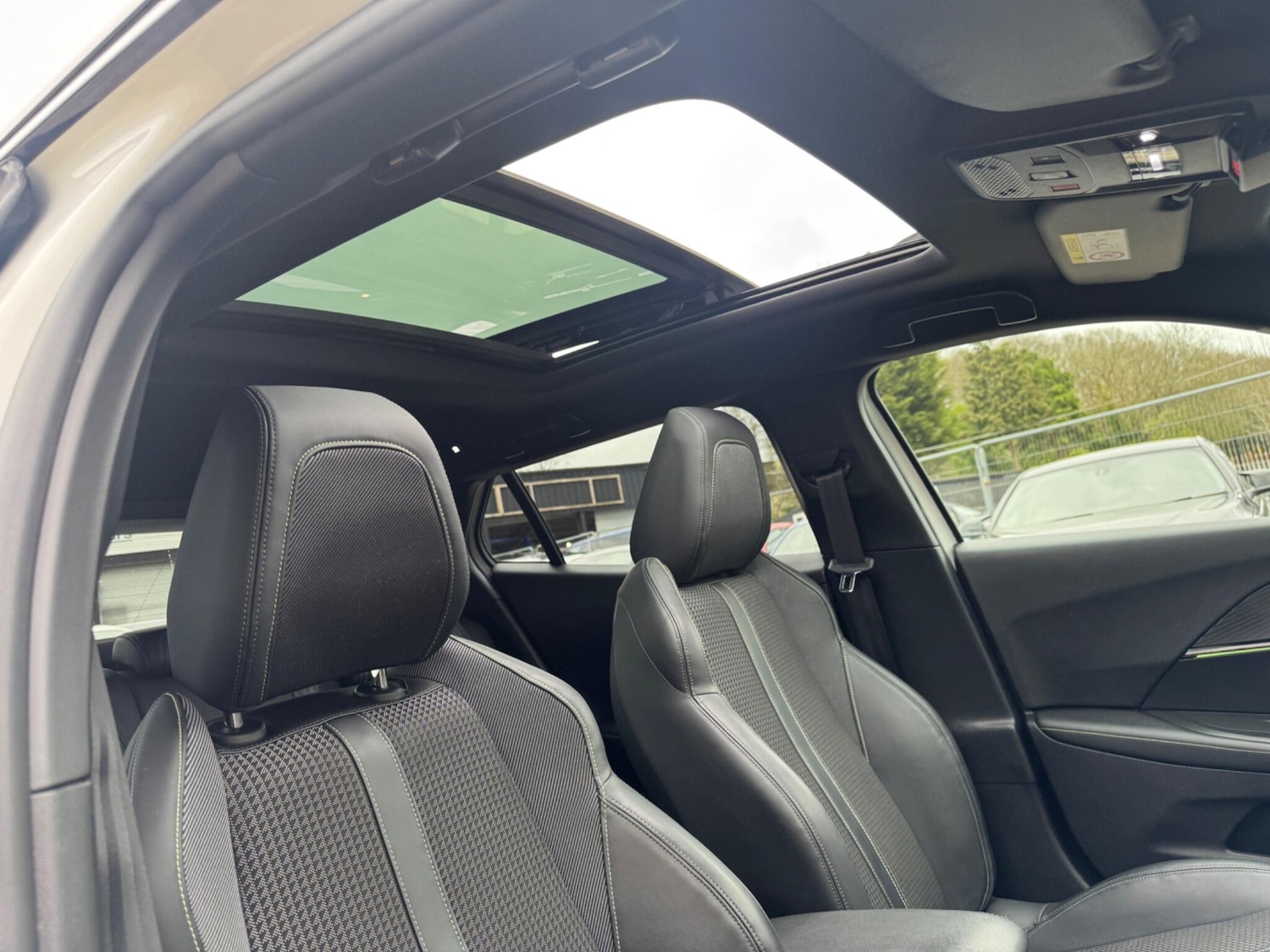 Used Peugeot 2008 2020 for sale - 78100057: Photo 30