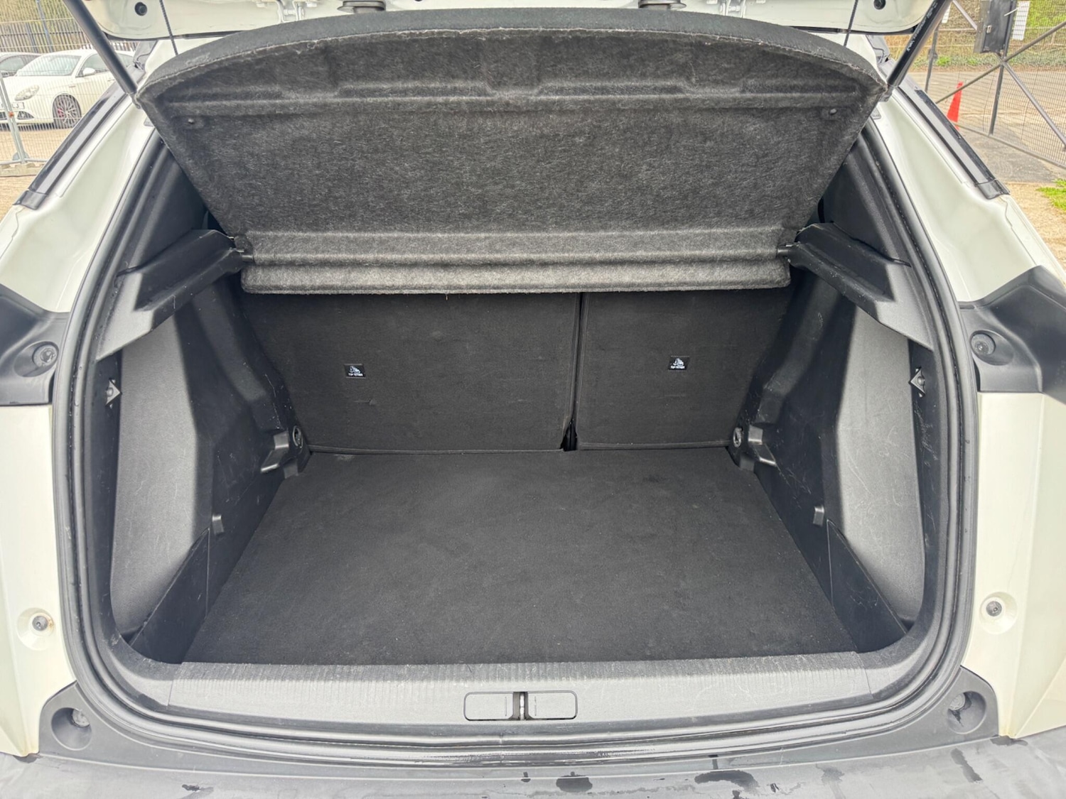 Used Peugeot 2008 2020 for sale - 78100057: Photo 44