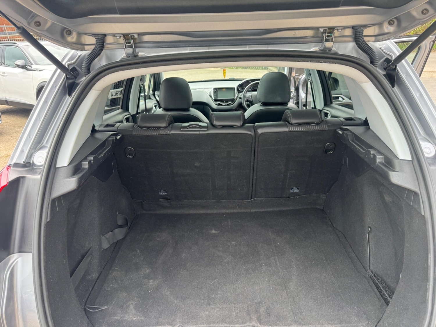 Used Peugeot 2008 2018 for sale - 78127674: Photo 24