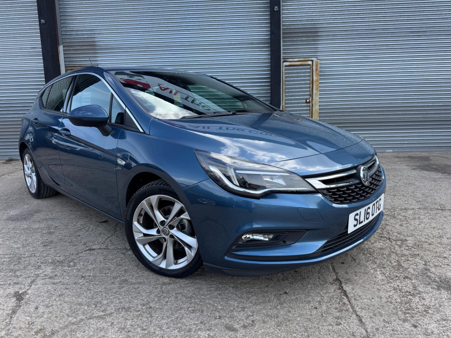 Used Vauxhall Astra 2016 for sale - 78204390: Photo 1