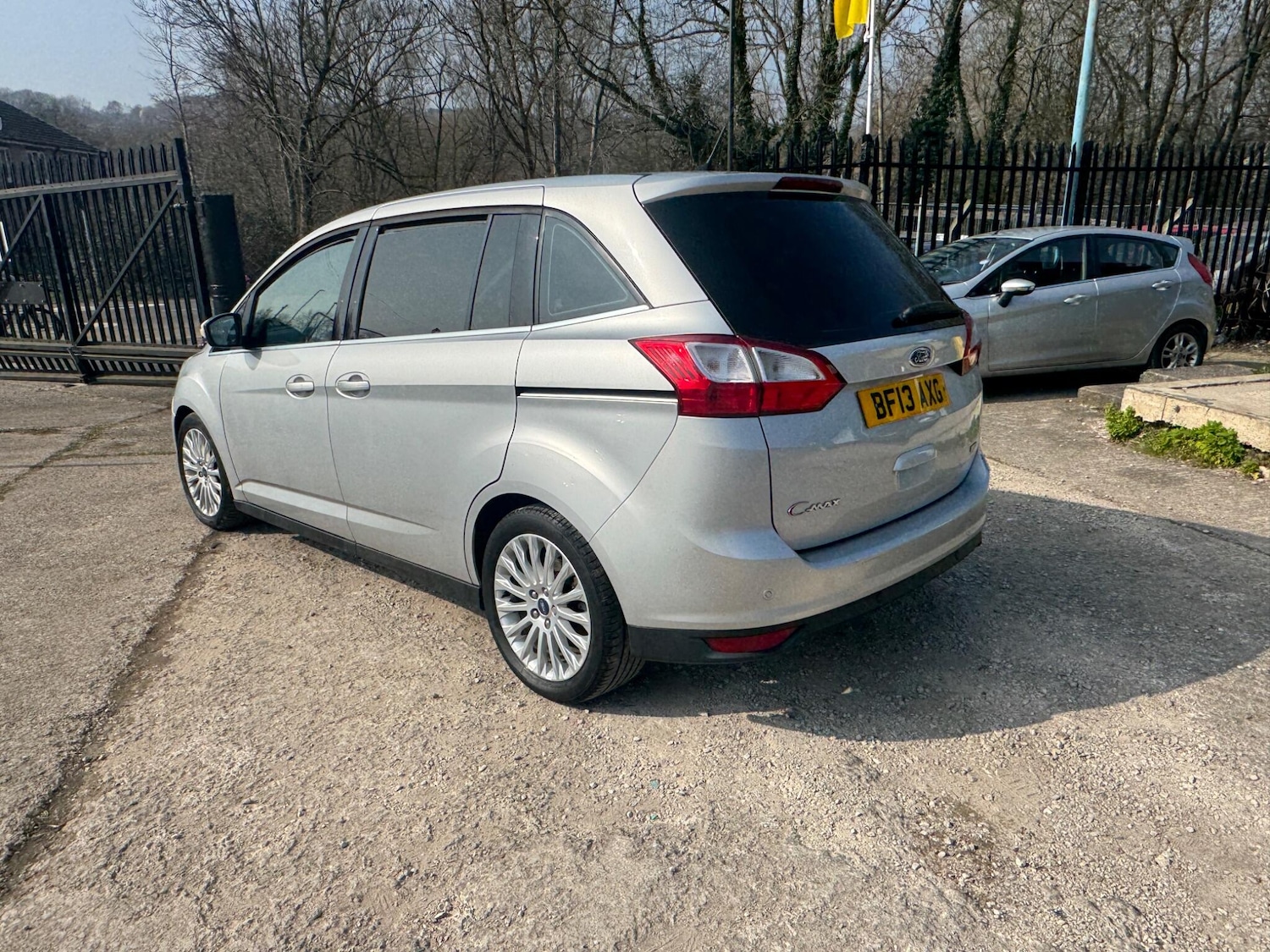 Used Ford Grand C-Max 2013 for sale - 78073982: Photo 11