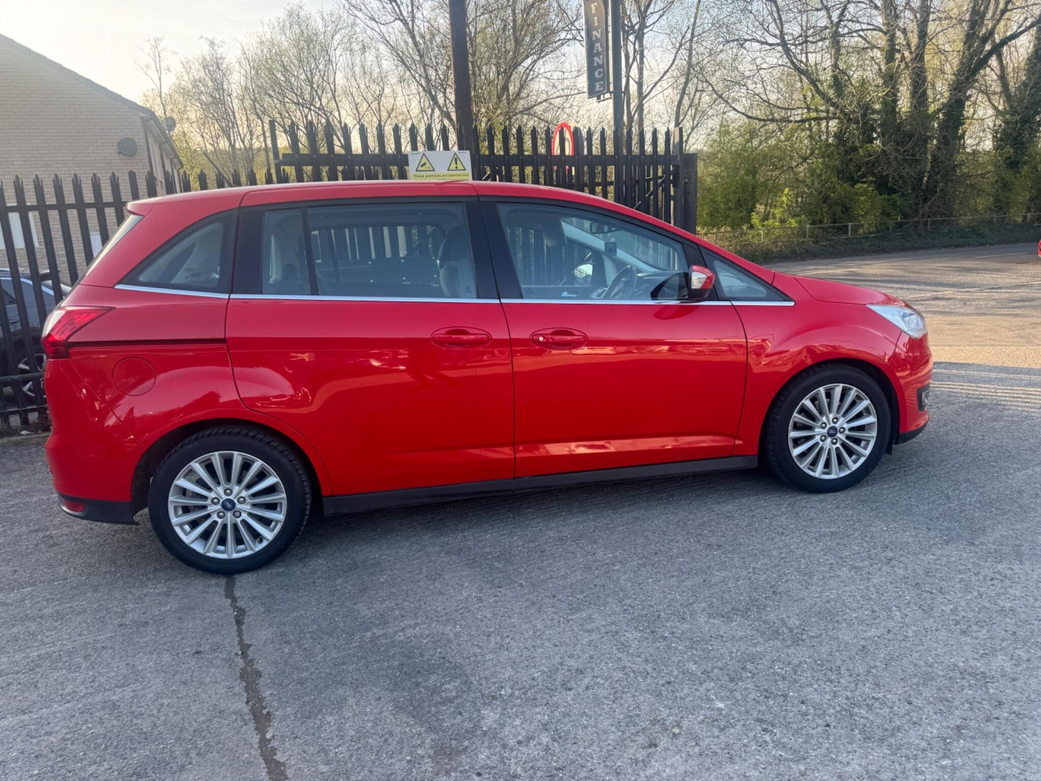 Used Ford Grand C-Max 2019 for sale - 78170762: Photo 5