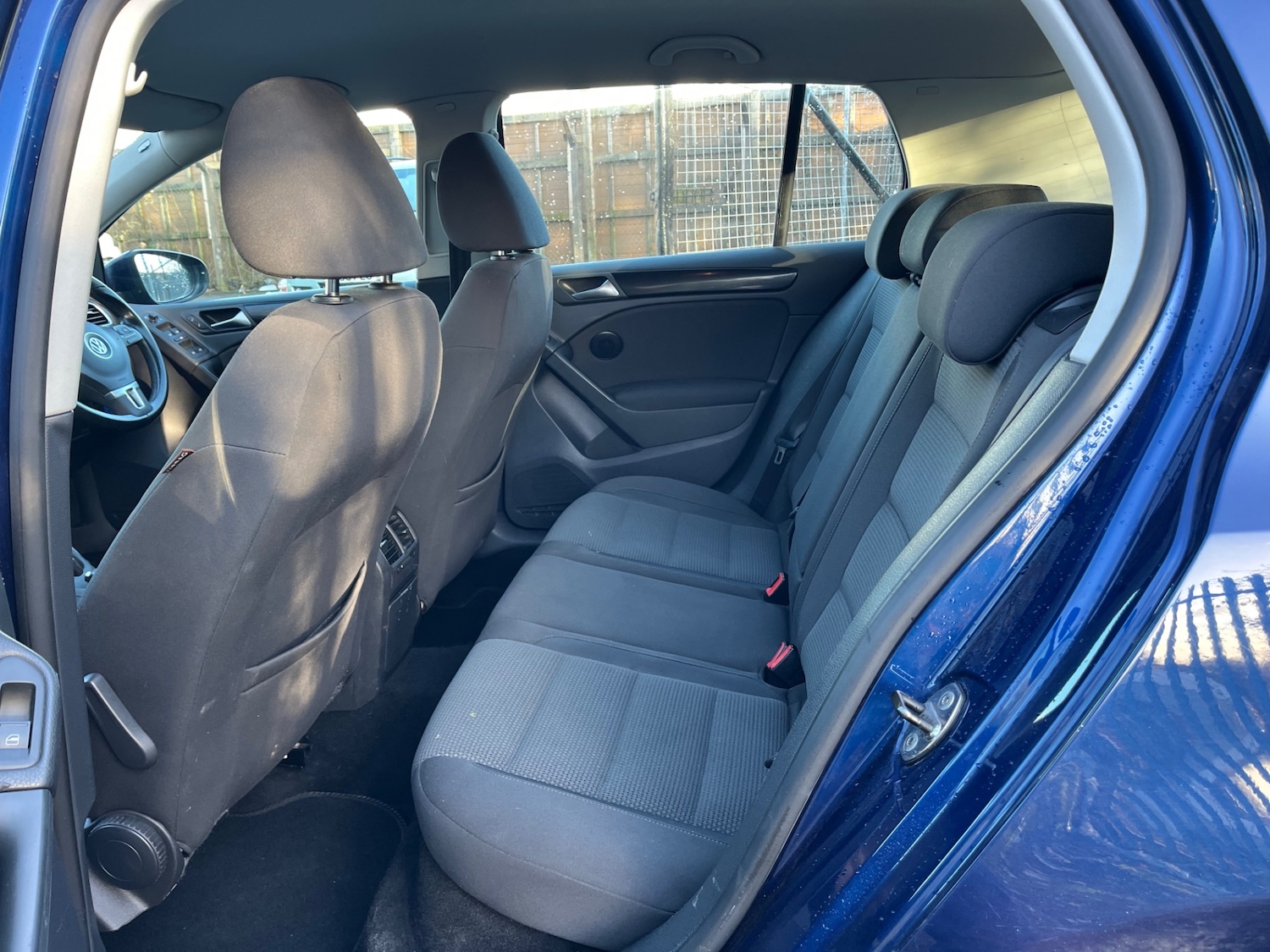 Used Volkswagen Golf 2010 for sale - 76782309: Photo 23