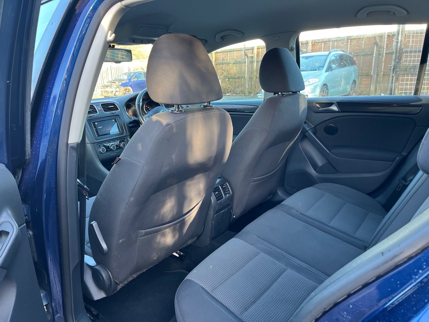 Used Volkswagen Golf 2010 for sale - 76782309: Photo 24