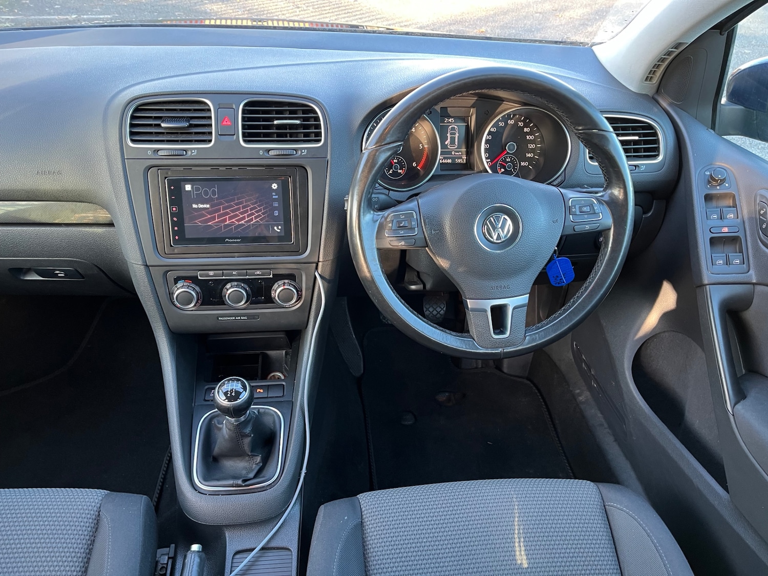 Used Volkswagen Golf 2010 for sale - 76782309: Photo 27