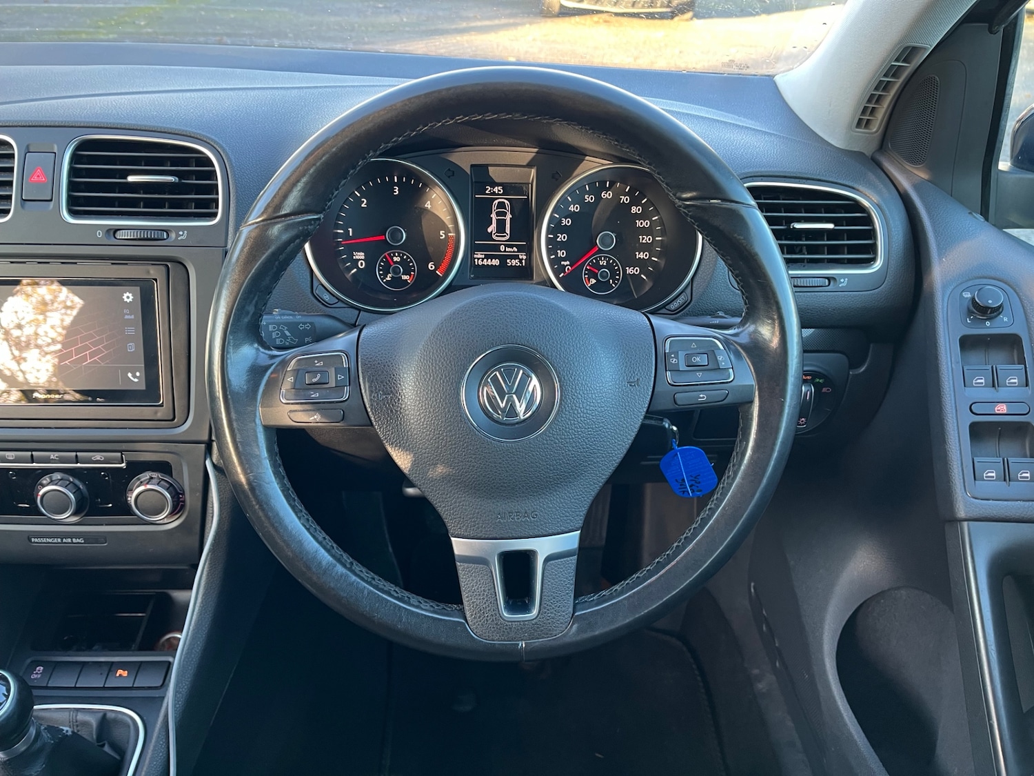 Used Volkswagen Golf 2010 for sale - 76782309: Photo 31