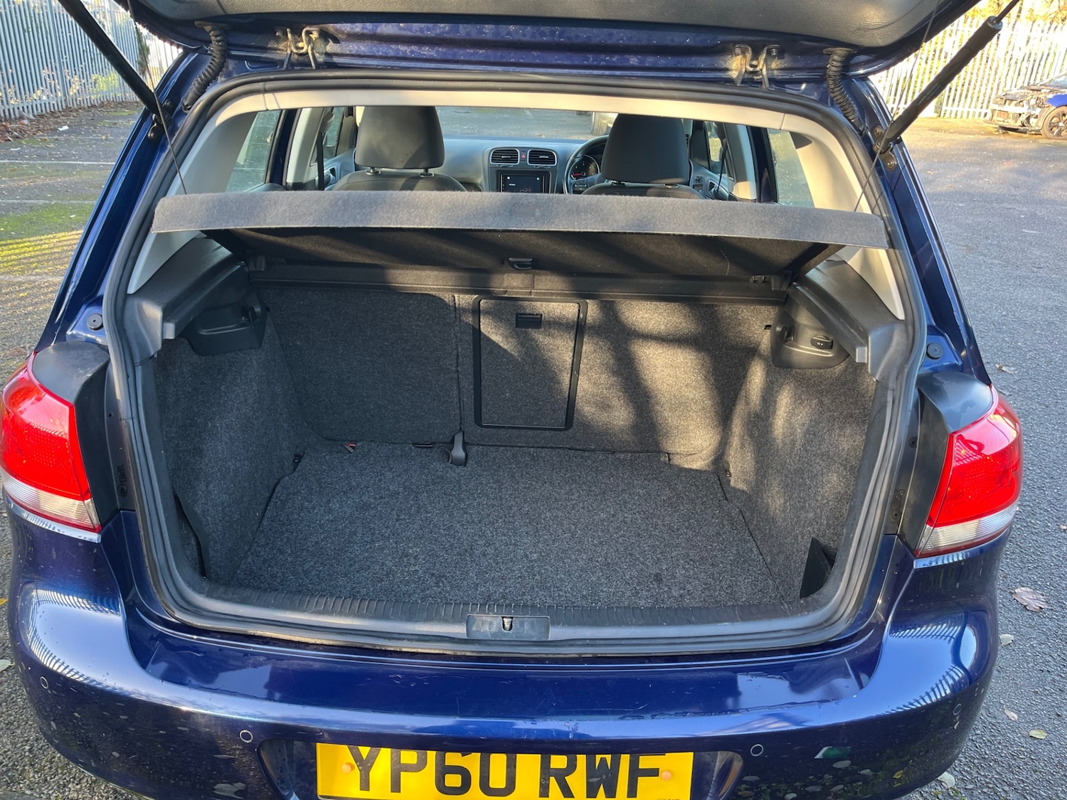 Used Volkswagen Golf 2010 for sale - 76782309: Photo 33