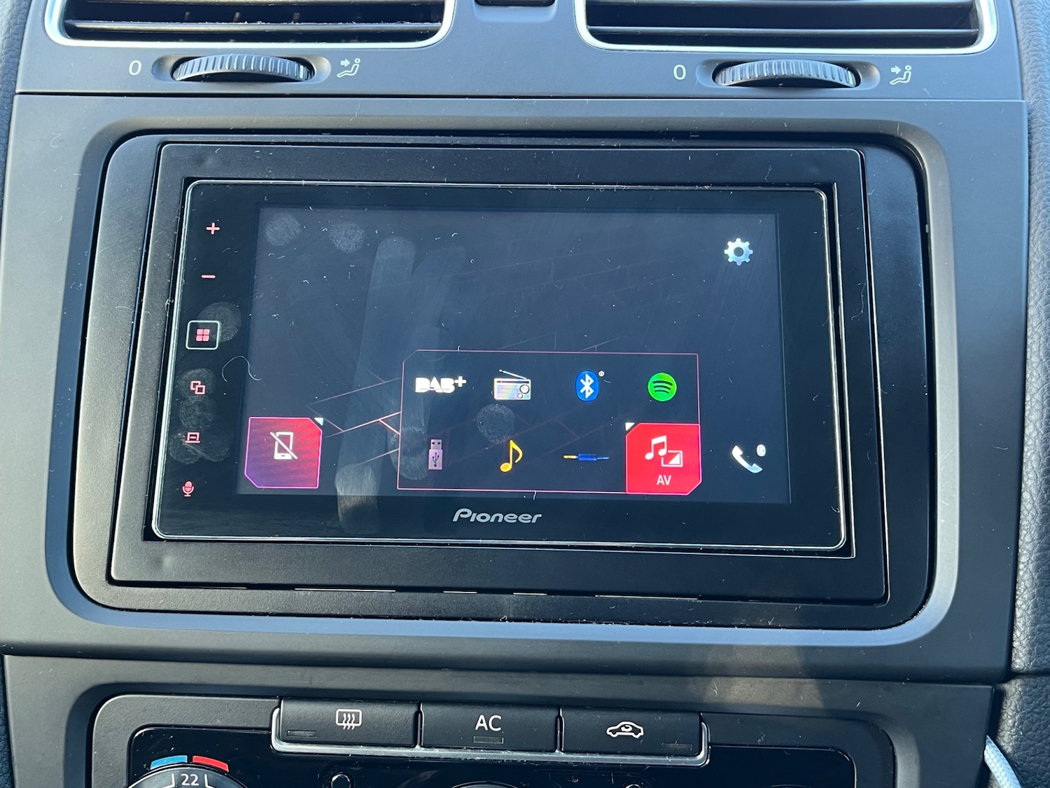 Used Volkswagen Golf 2010 for sale - 76782309: Photo 51