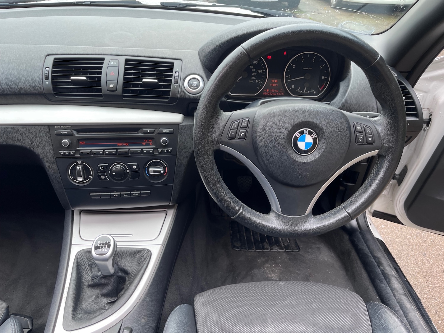 Used BMW 1 Series 2011 for sale - 76748570: Photo 27