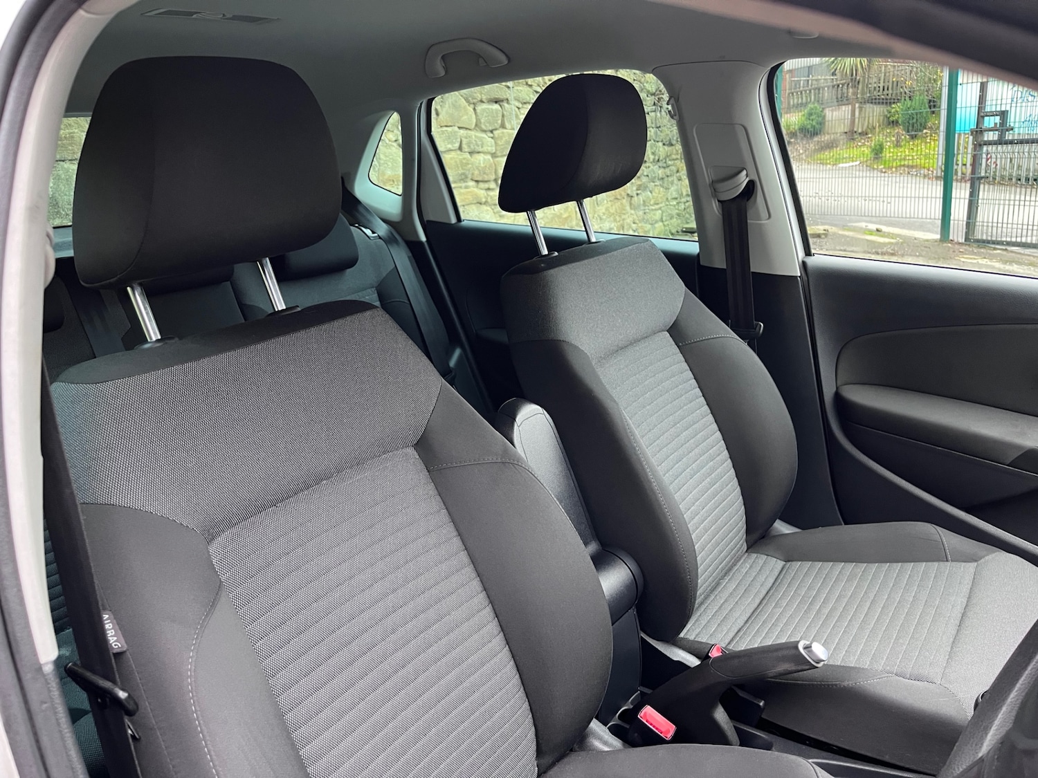 Used Volkswagen Polo 2010 for sale - 76748493: Photo 15