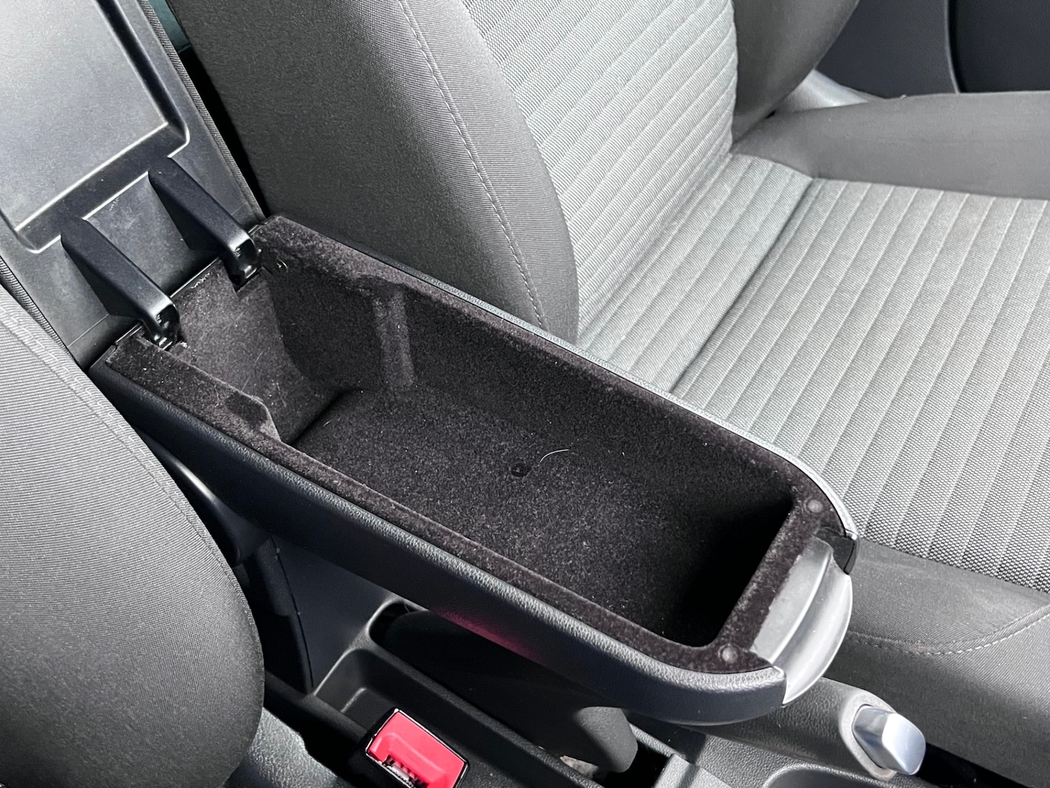 Used Volkswagen Polo 2010 for sale - 76748493: Photo 30