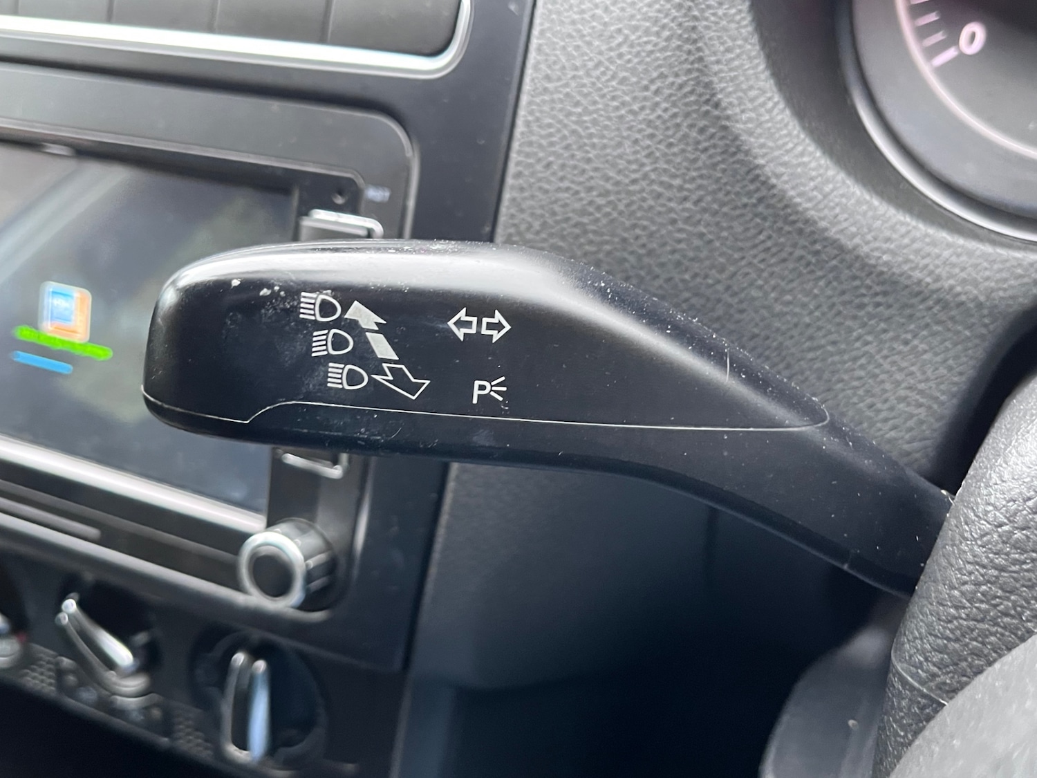 Used Volkswagen Polo 2010 for sale - 76748493: Photo 36