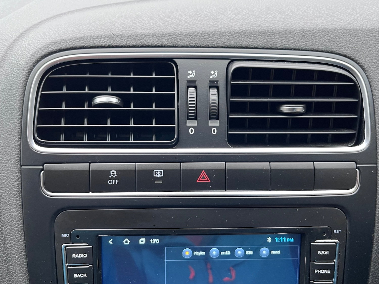 Used Volkswagen Polo 2010 for sale - 76748493: Photo 46