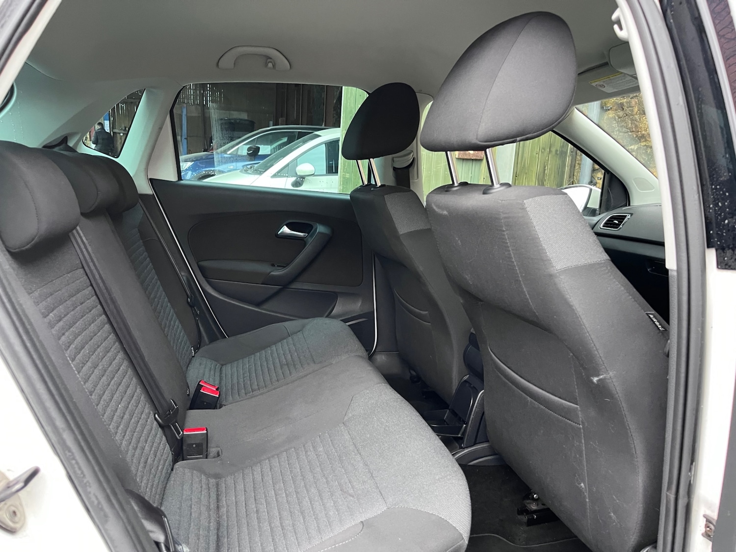 Used Volkswagen Polo 2010 for sale - 76748493: Photo 48