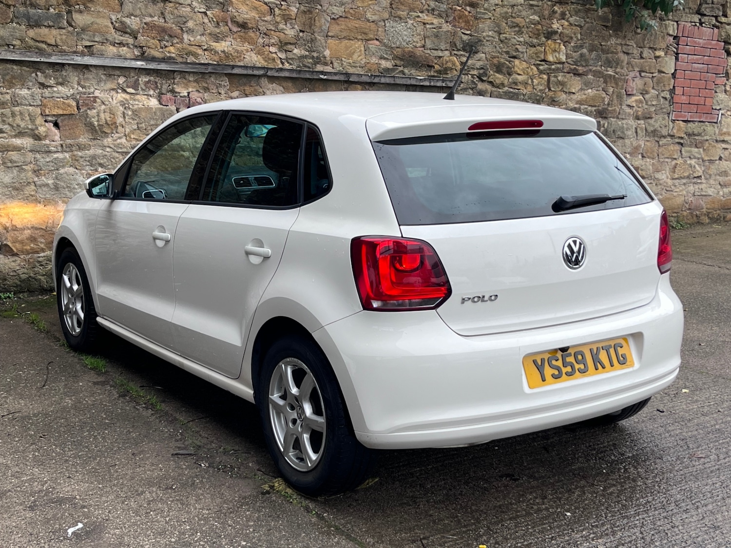 Used Volkswagen Polo 2010 for sale - 76748493: Photo 7