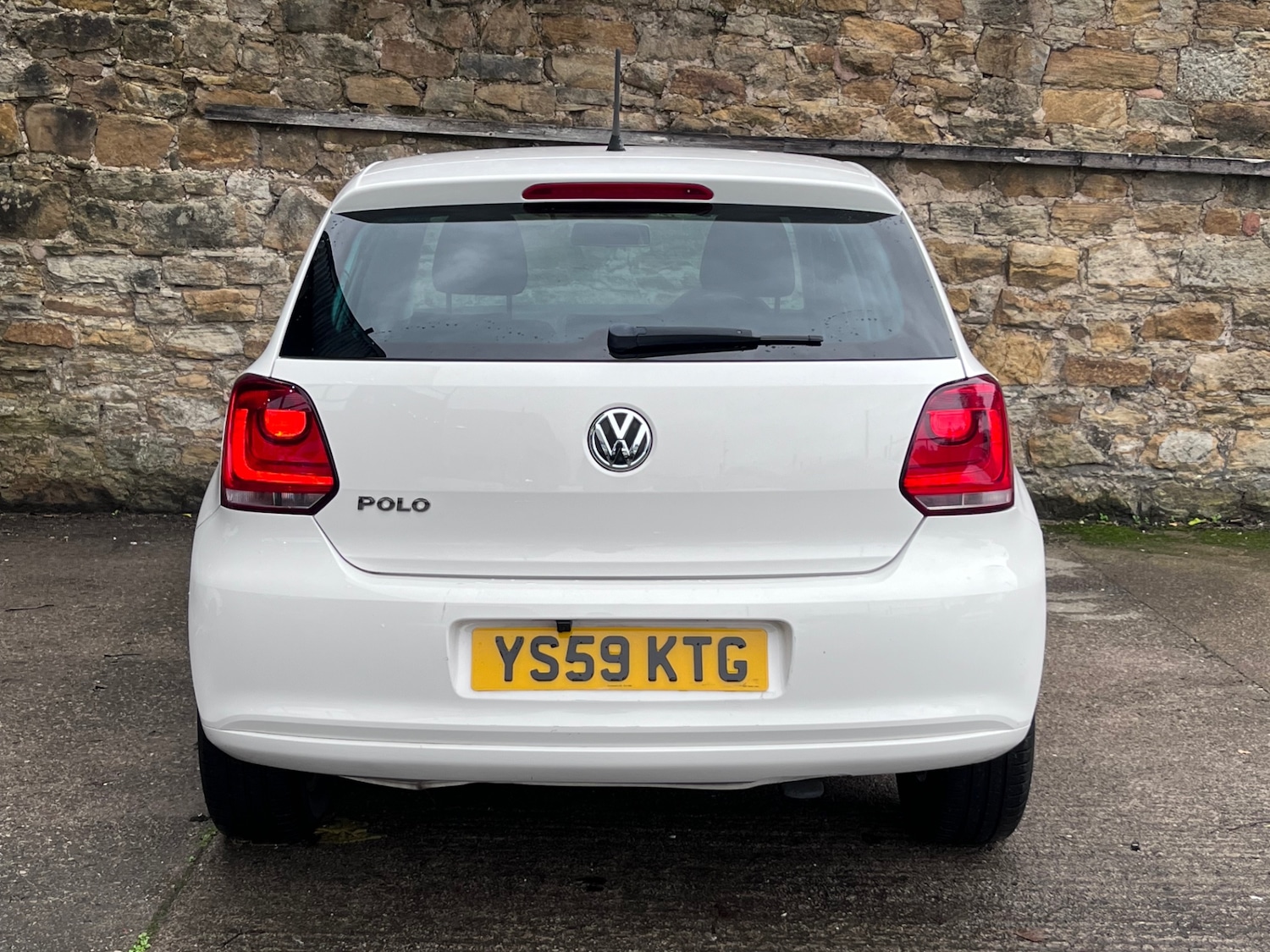 Used Volkswagen Polo 2010 for sale - 76748493: Photo 8