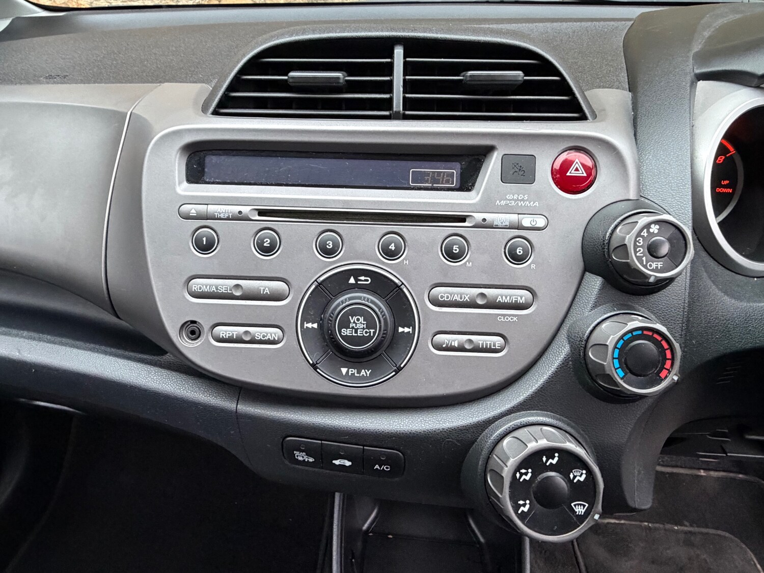 Used Honda Jazz 2009 for sale - 76748669: Photo 15