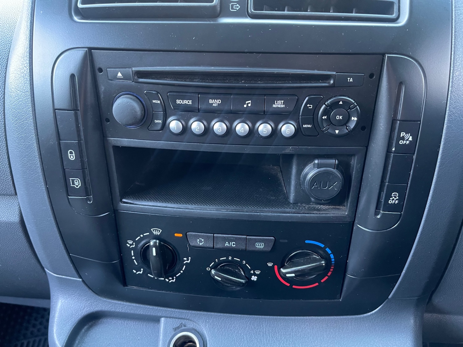 Used Citroen Dispatch 2015 for sale - 76777731: Photo 28