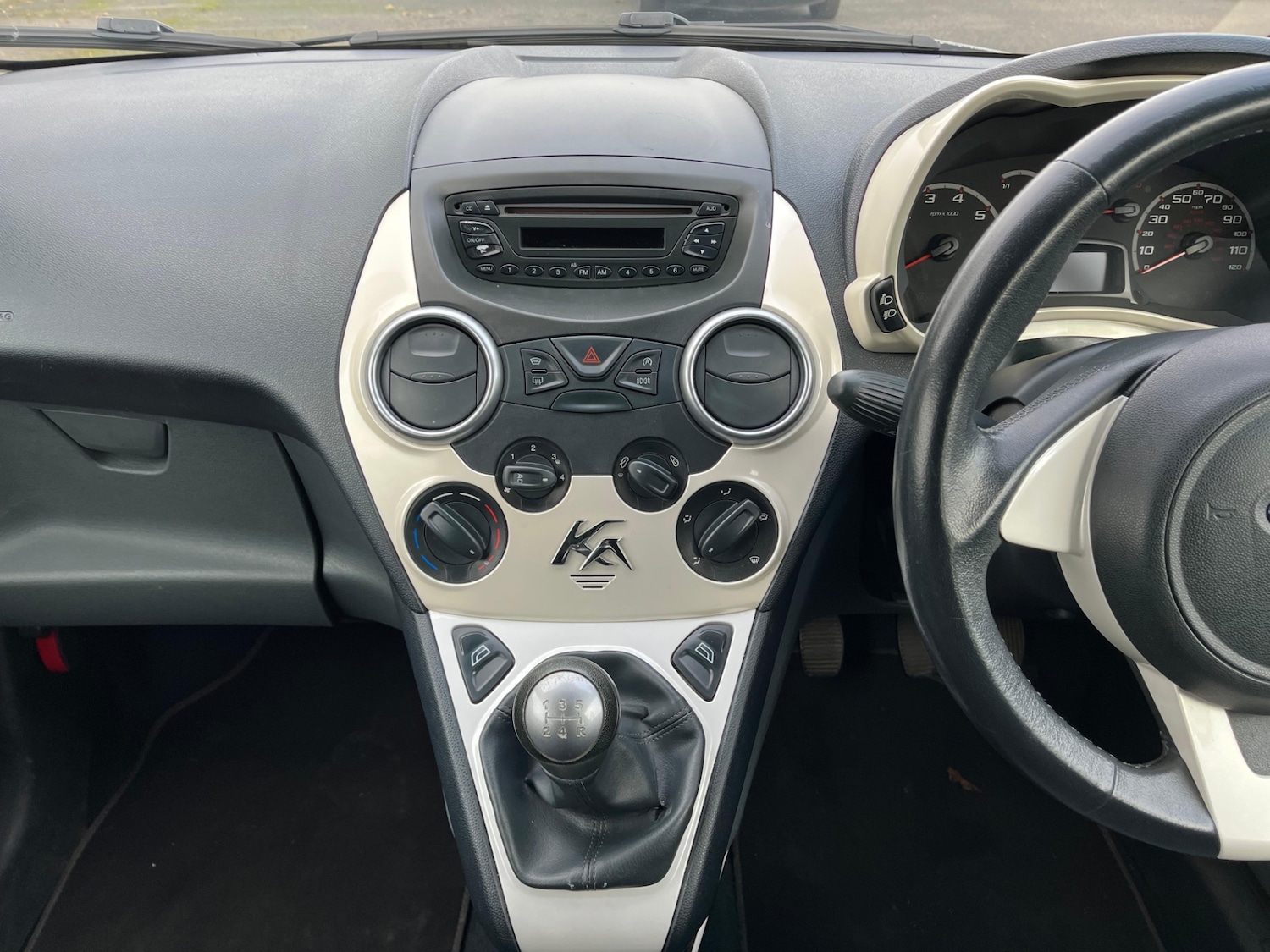 Used Ford Ka 2011 for sale - 76834658: Photo 30