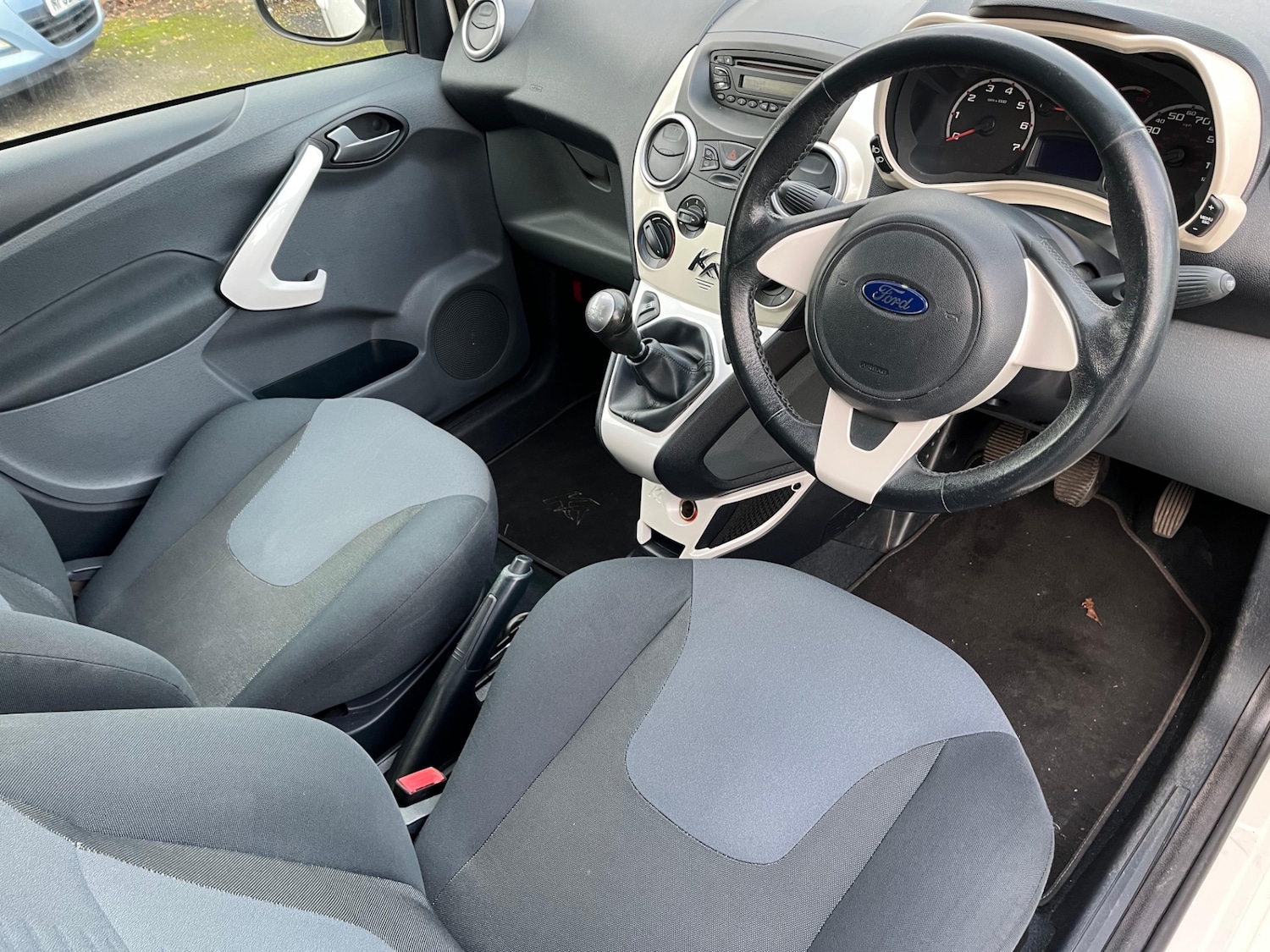 Used Ford Ka 2011 for sale - 76834658: Photo 34