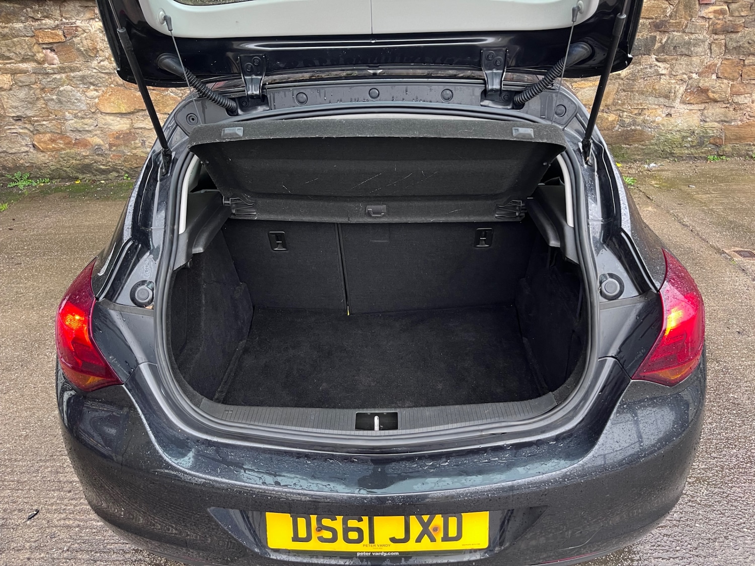 Used Vauxhall Astra 2011 for sale - 76748539: Photo 11