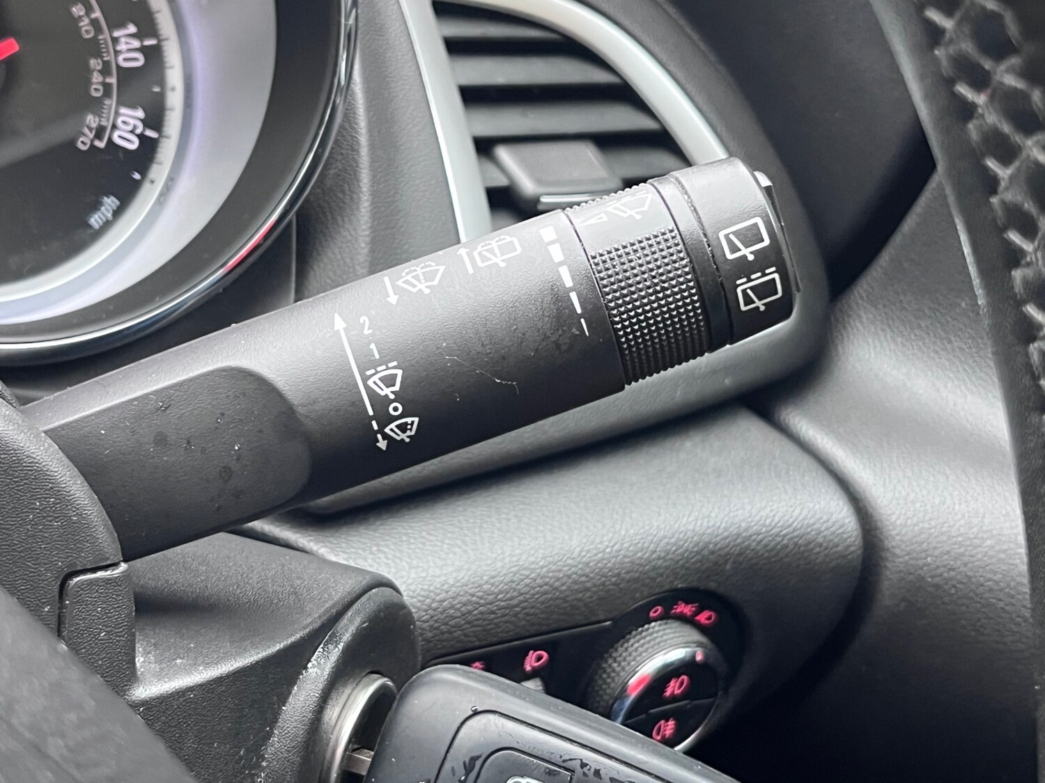 Used Vauxhall Astra 2011 for sale - 76748539: Photo 38