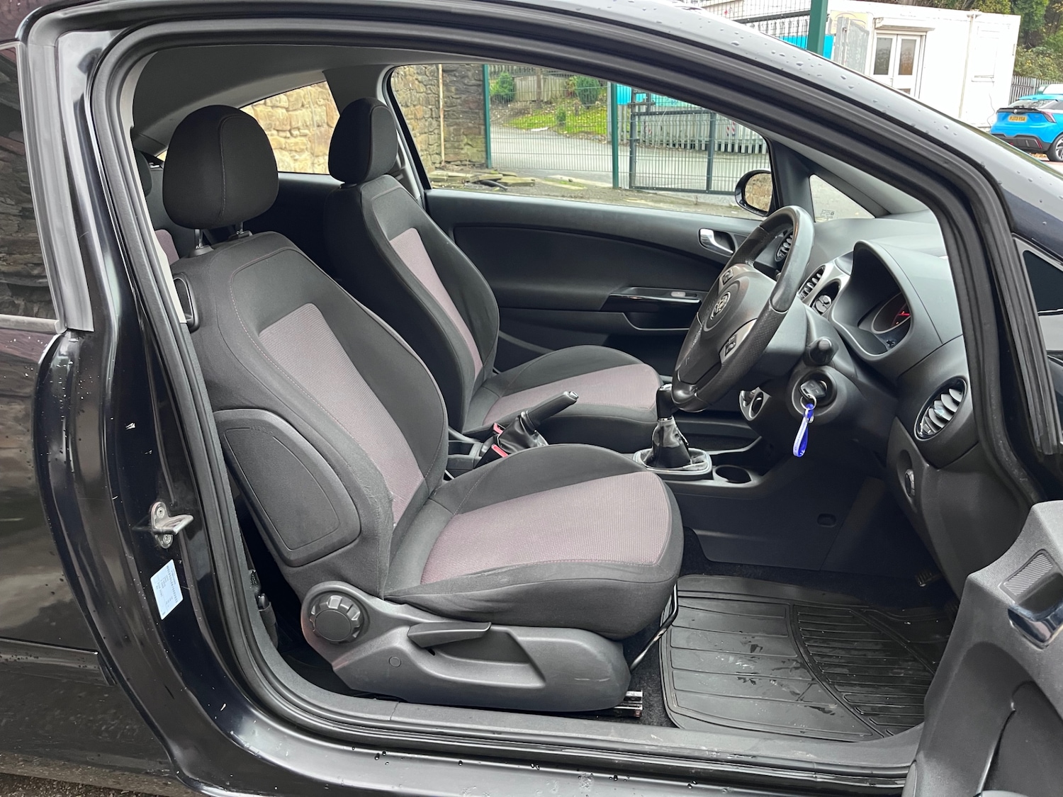 Used Vauxhall Corsa 2006 for sale - 76748574: Photo 13