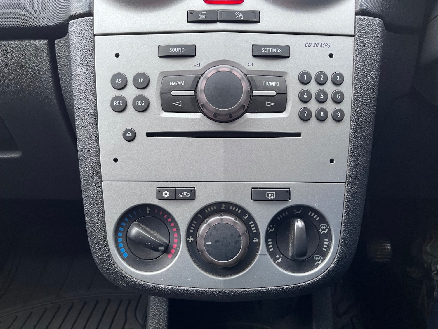 Used Vauxhall Corsa 2006 for sale - 76748574: Photo 20