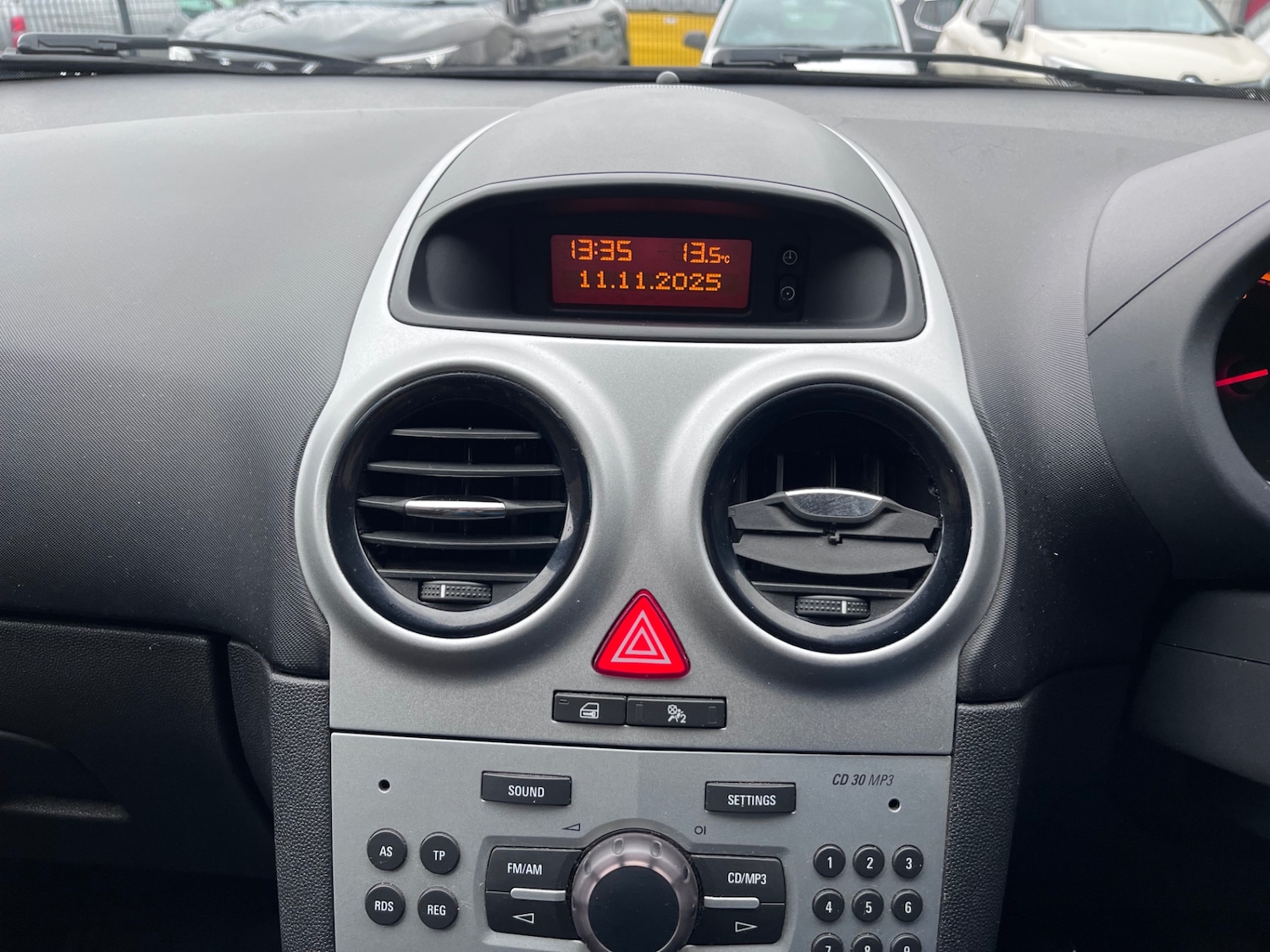 Used Vauxhall Corsa 2006 for sale - 76748574: Photo 21