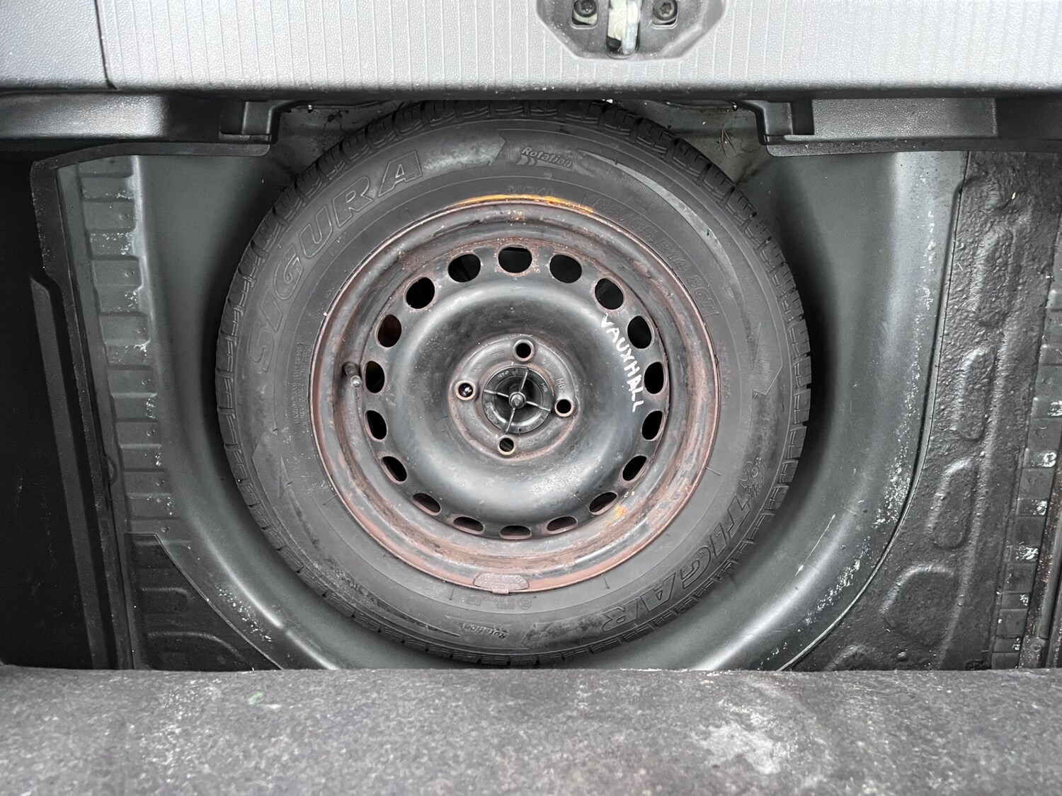 Used Vauxhall Corsa 2006 for sale - 76748574: Photo 9