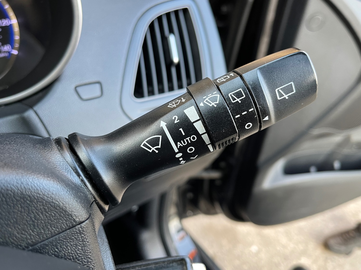 Used Hyundai Ix35 2013 for sale - 76748480: Photo 21