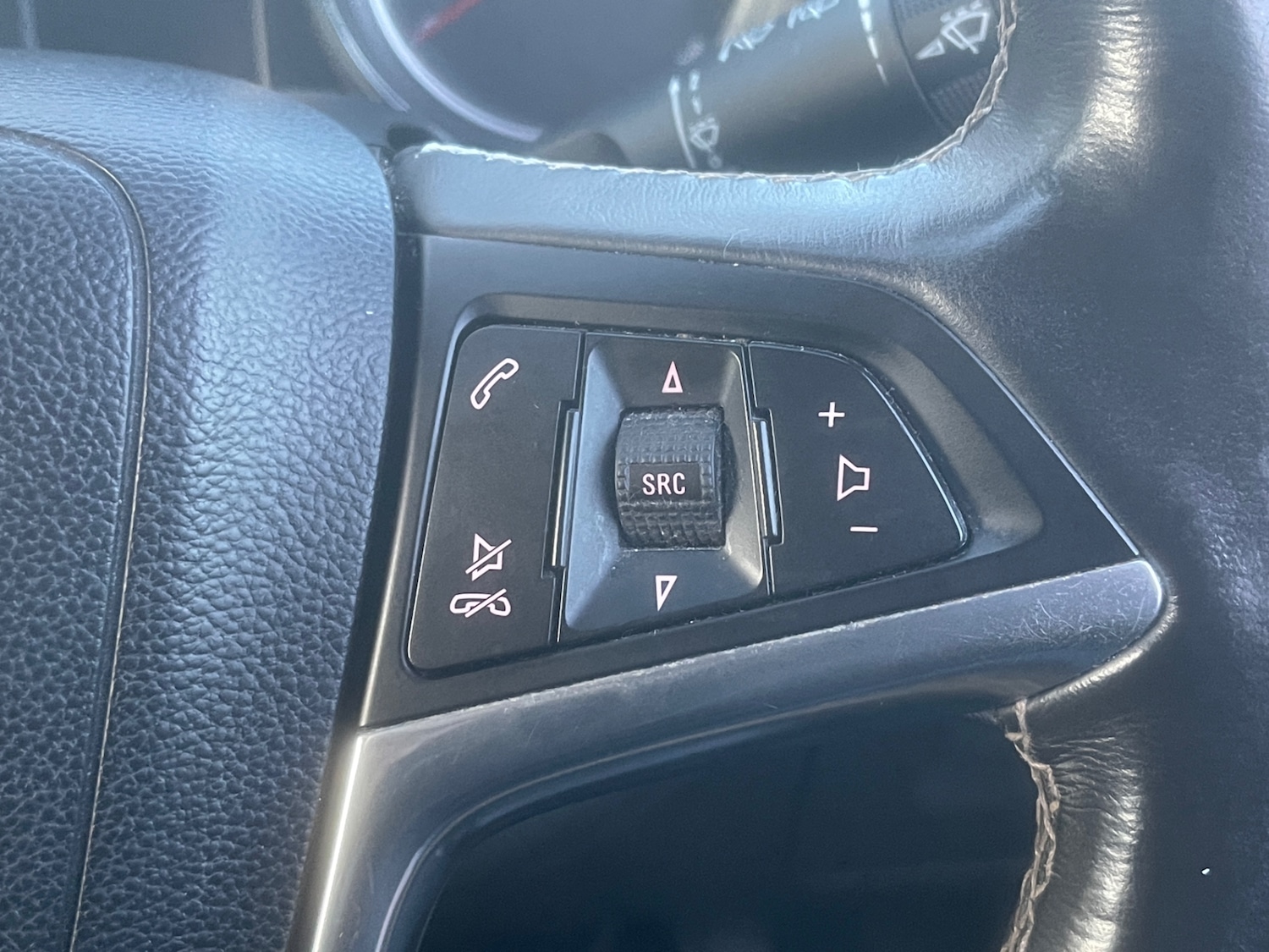 Used Vauxhall Mokka 2014 for sale - 76786965: Photo 40