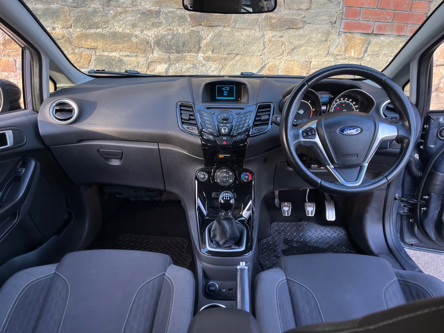 Used Ford Fiesta 2014 for sale - 76748487: Photo 15