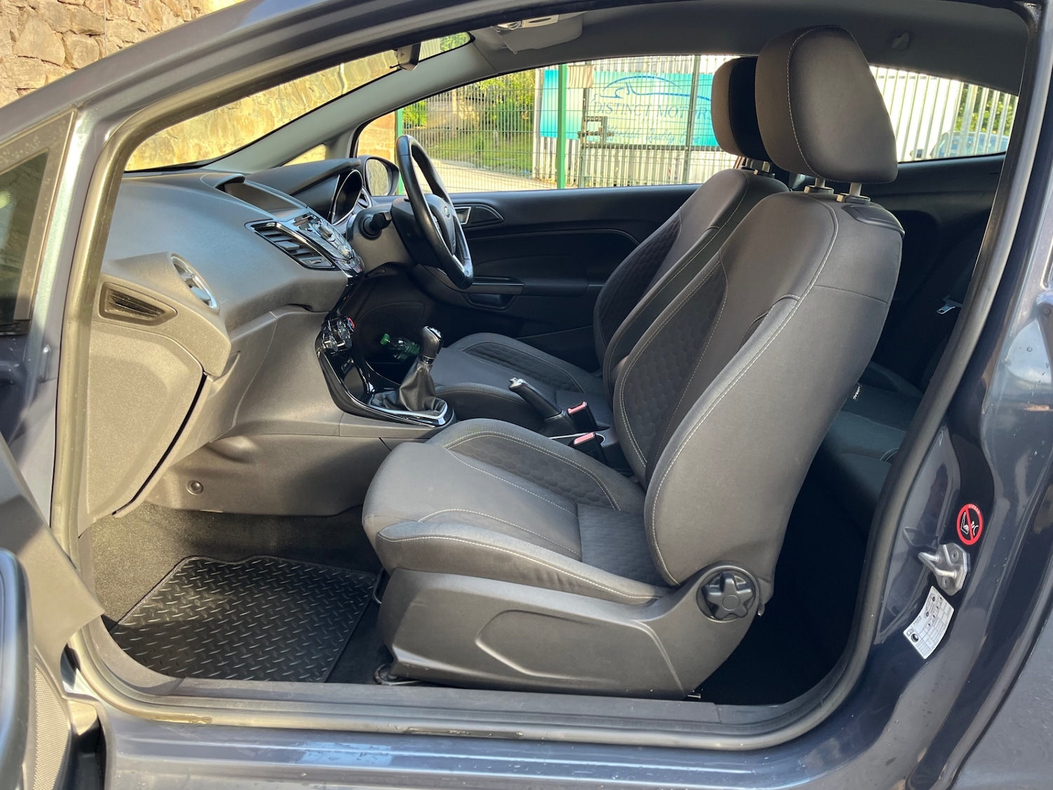 Used Ford Fiesta 2014 for sale - 76748487: Photo 25