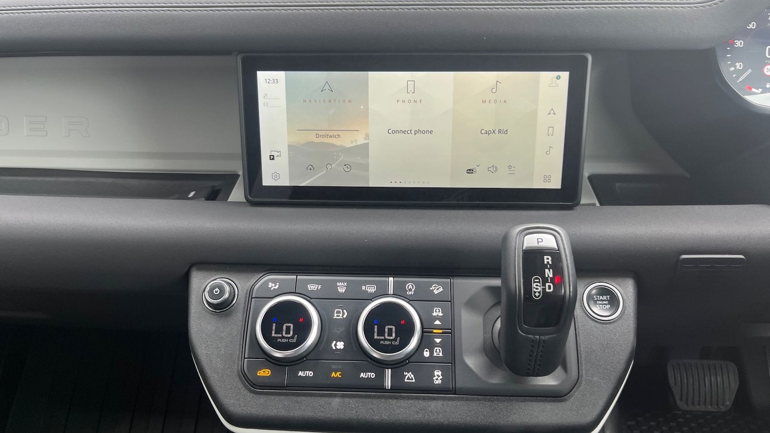 Used Land Rover Defender 2022 for sale - 77280617: Photo 14