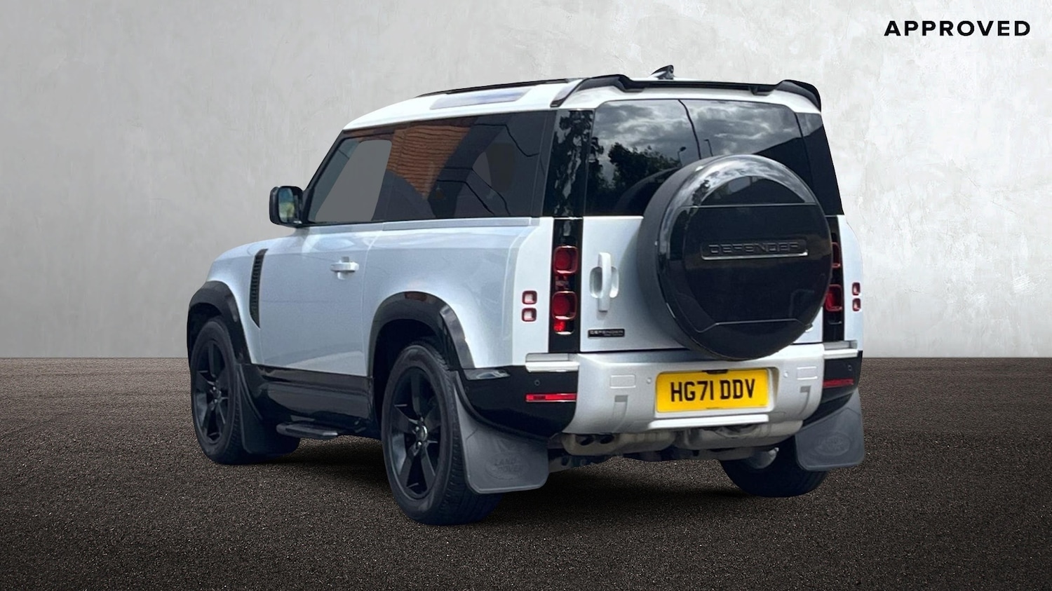 Used Land Rover Defender 2022 for sale - 77280617: Photo 2