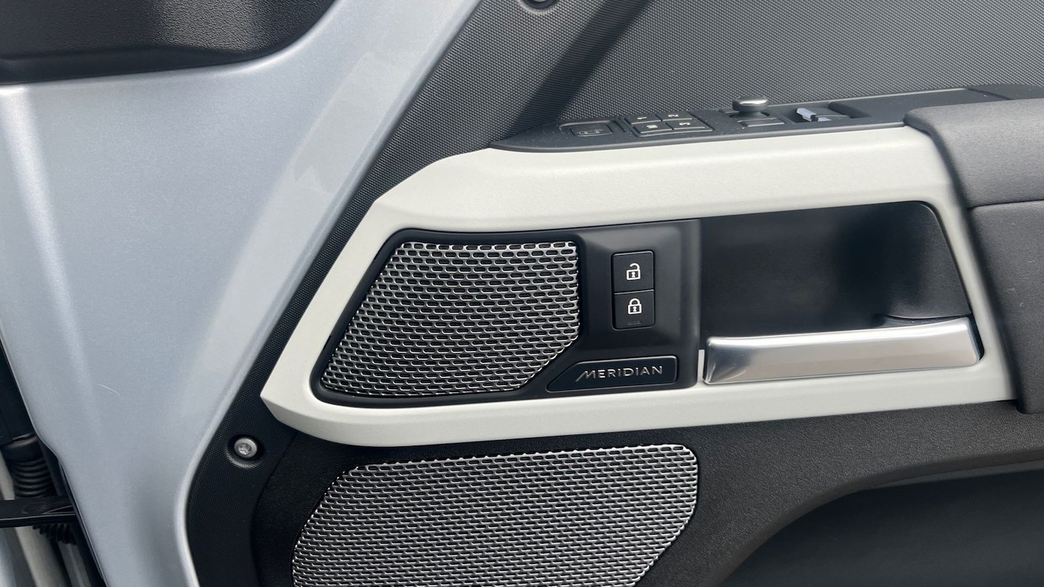 Used Land Rover Defender 2022 for sale - 77280617: Photo 23