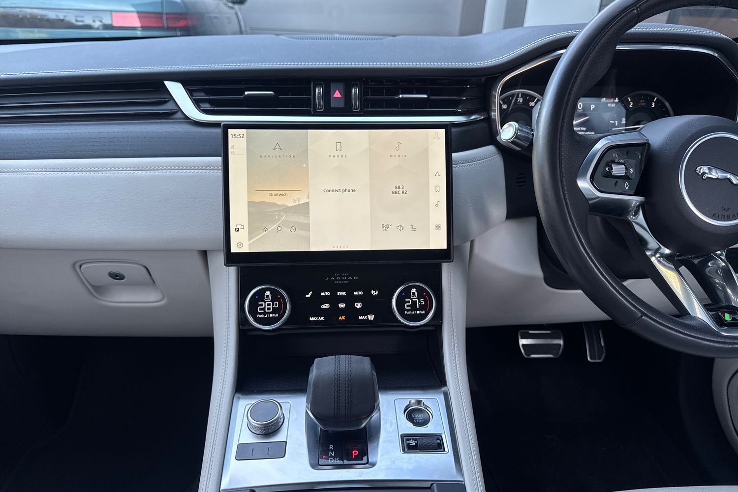 Used Jaguar F-Pace 2022 for sale - 77575936: Photo 14