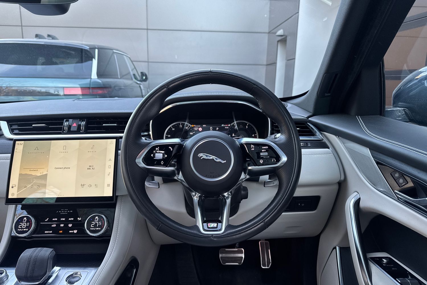 Used Jaguar F-Pace 2022 for sale - 77575936: Photo 15