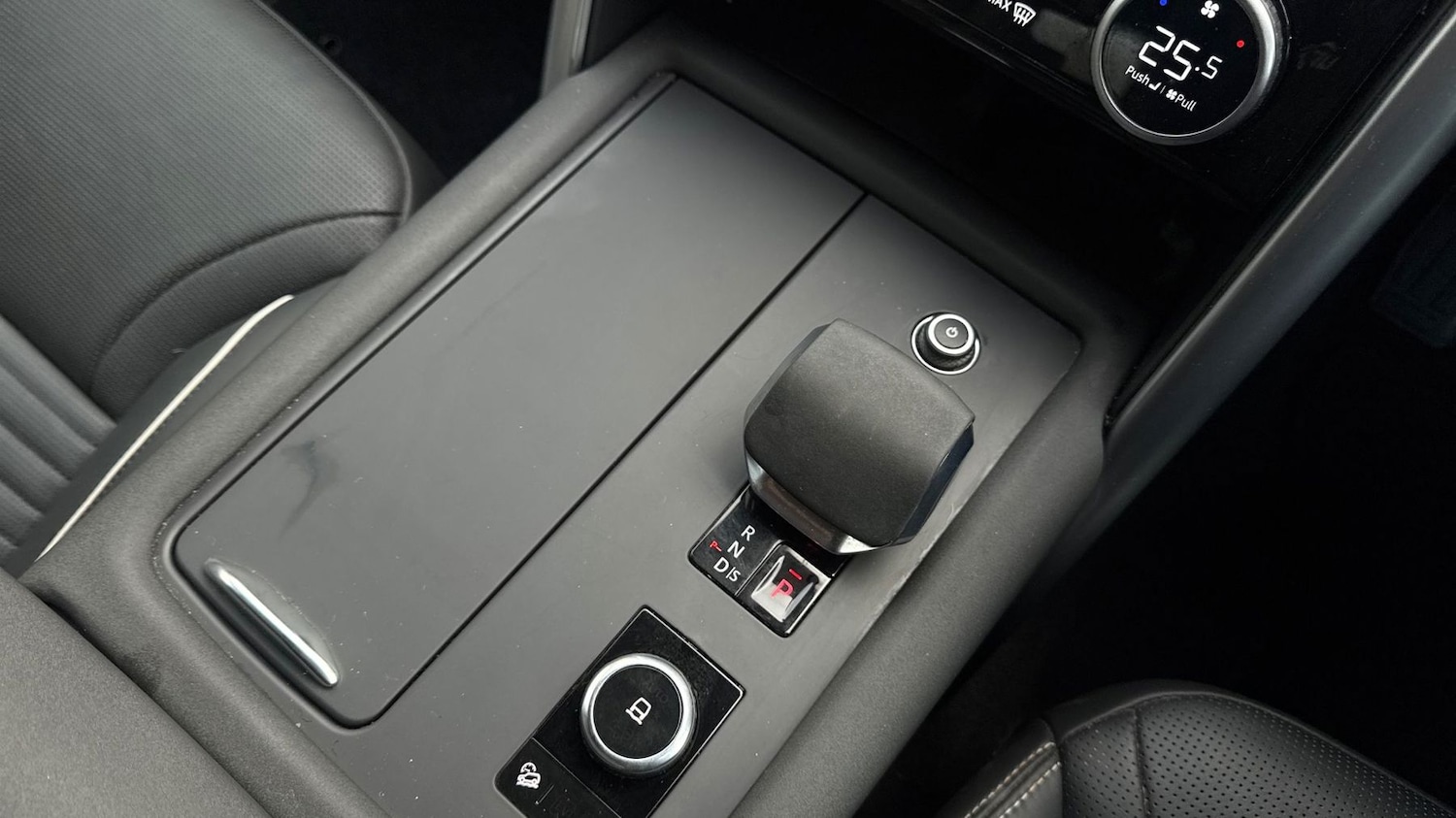 Used Land Rover Discovery 2023 for sale - 77254498: Photo 13