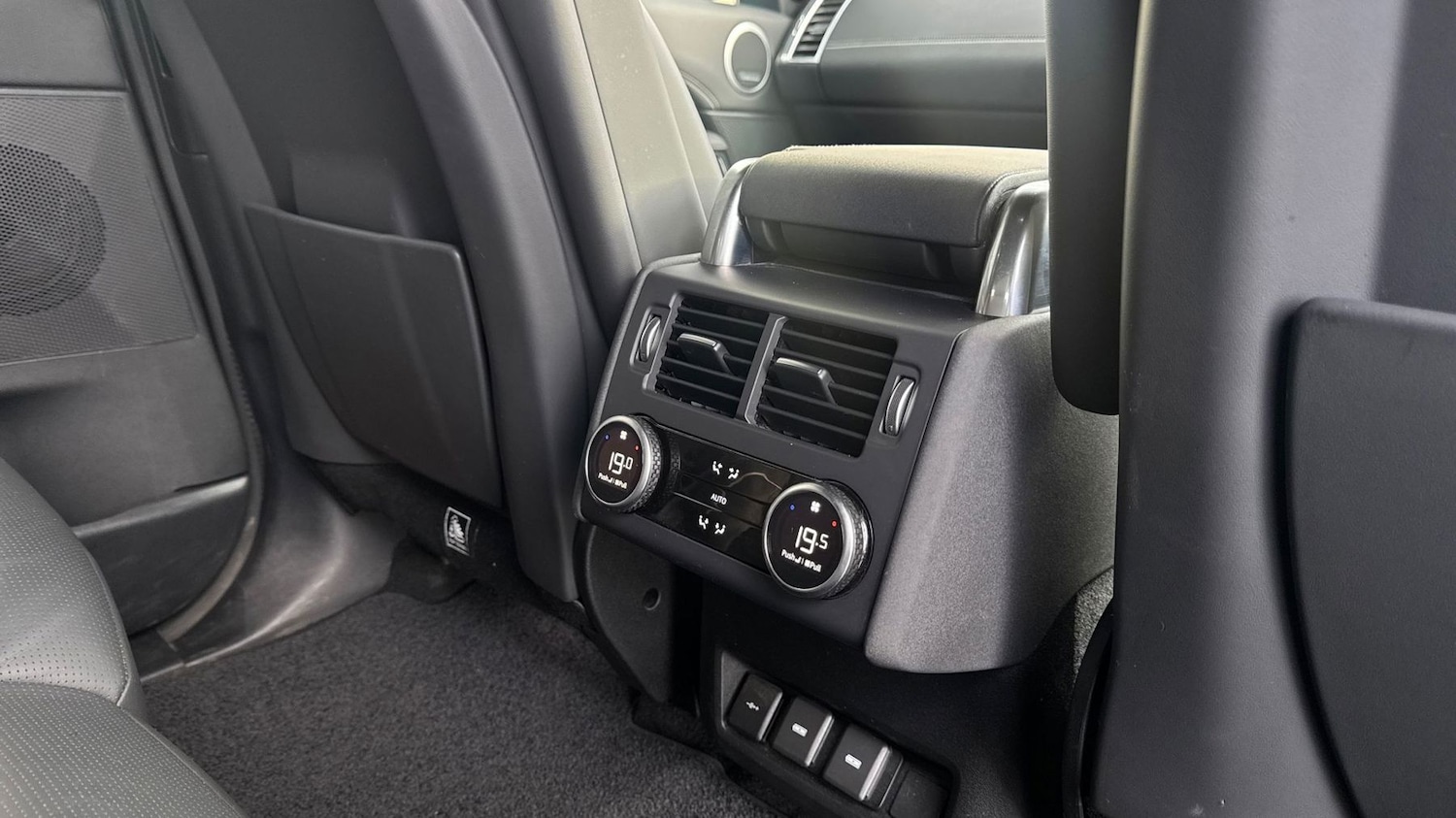 Used Land Rover Discovery 2023 for sale - 77254498: Photo 18