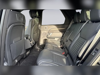 Used Land Rover Discovery 2023 for sale - 77177621: Photo