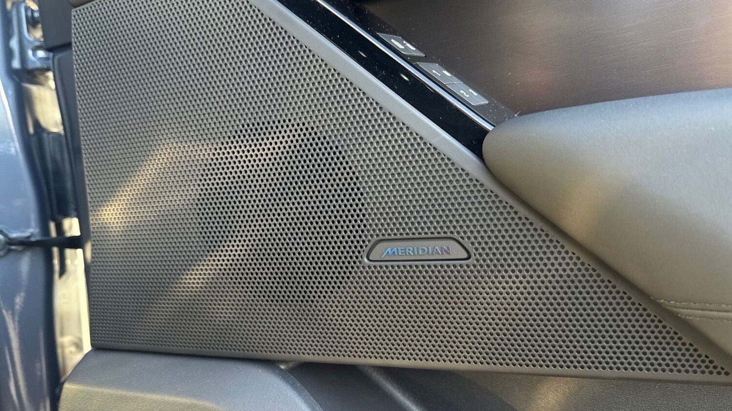 Used Land Rover Range Rover Velar 2026 for sale - 77280573: Photo 22