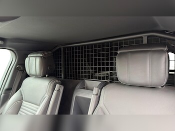 Used Land Rover Discovery 2023 for sale - 78206400: Photo