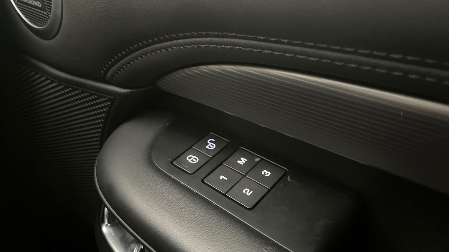 Used Land Rover Discovery 2019 for sale - 76692714: Photo 25