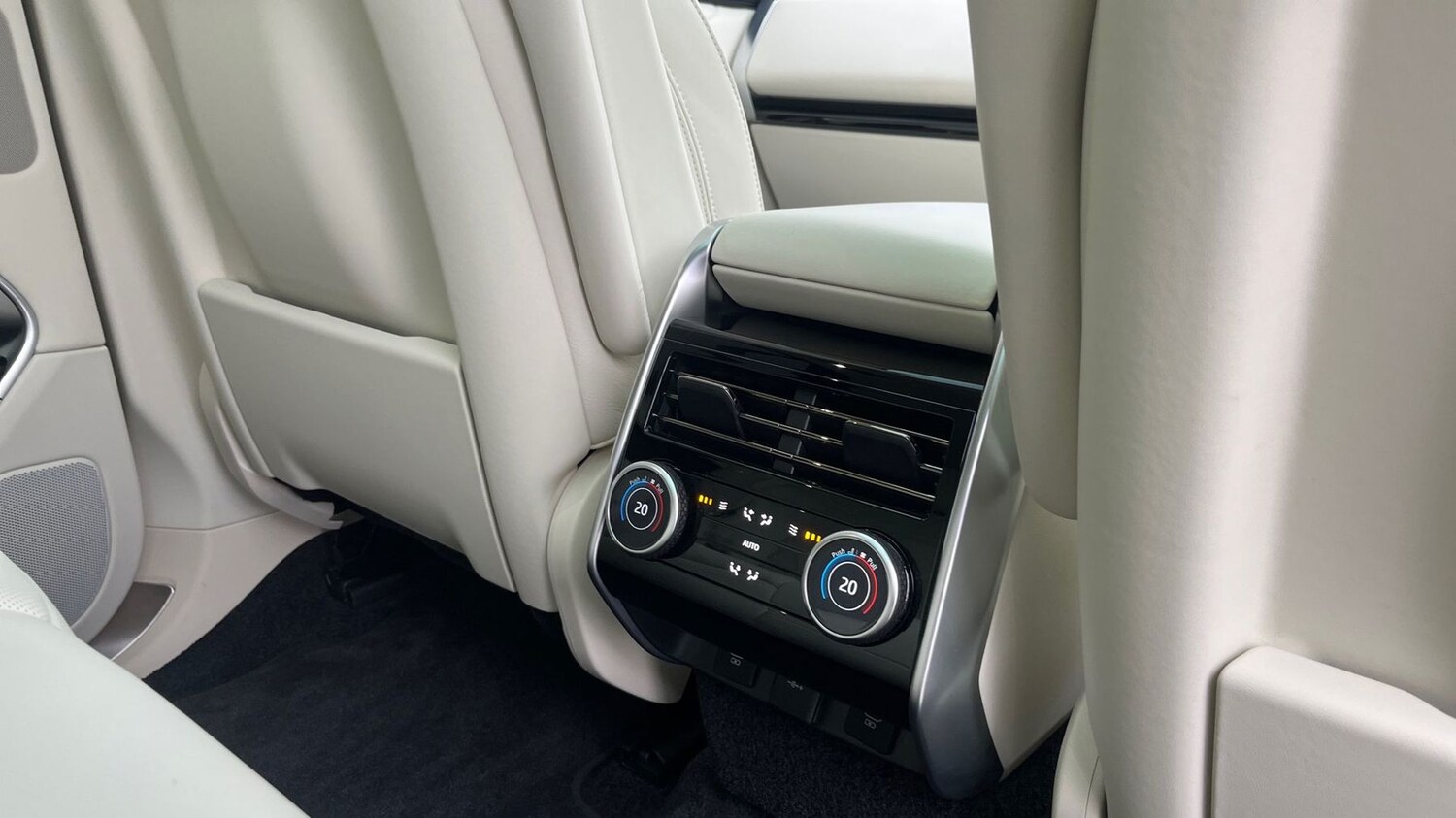 Used Land Rover Range Rover 2023 for sale - 76359811: Photo 18