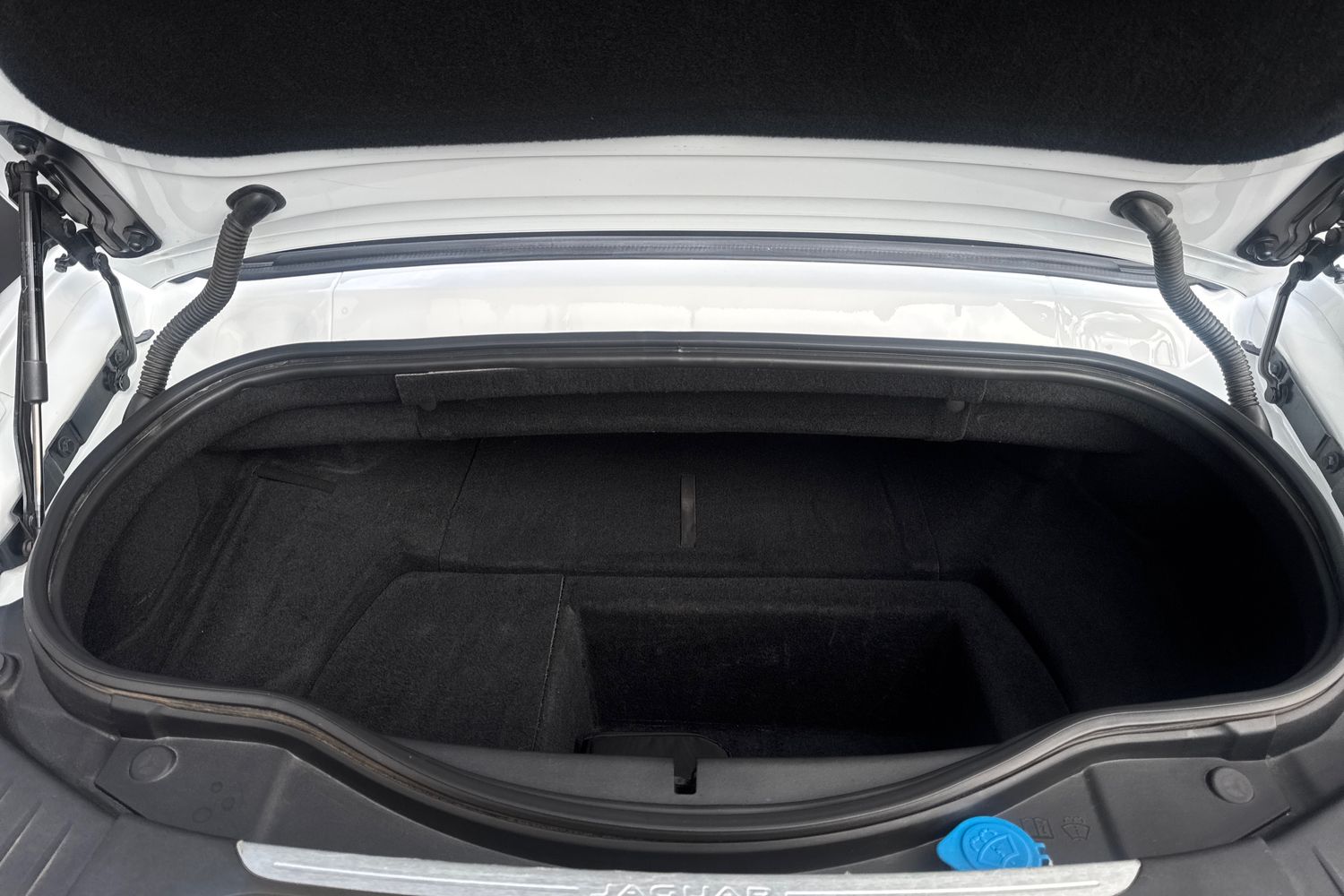 Used Jaguar F-Type 2015 for sale - 77659959: Photo 10