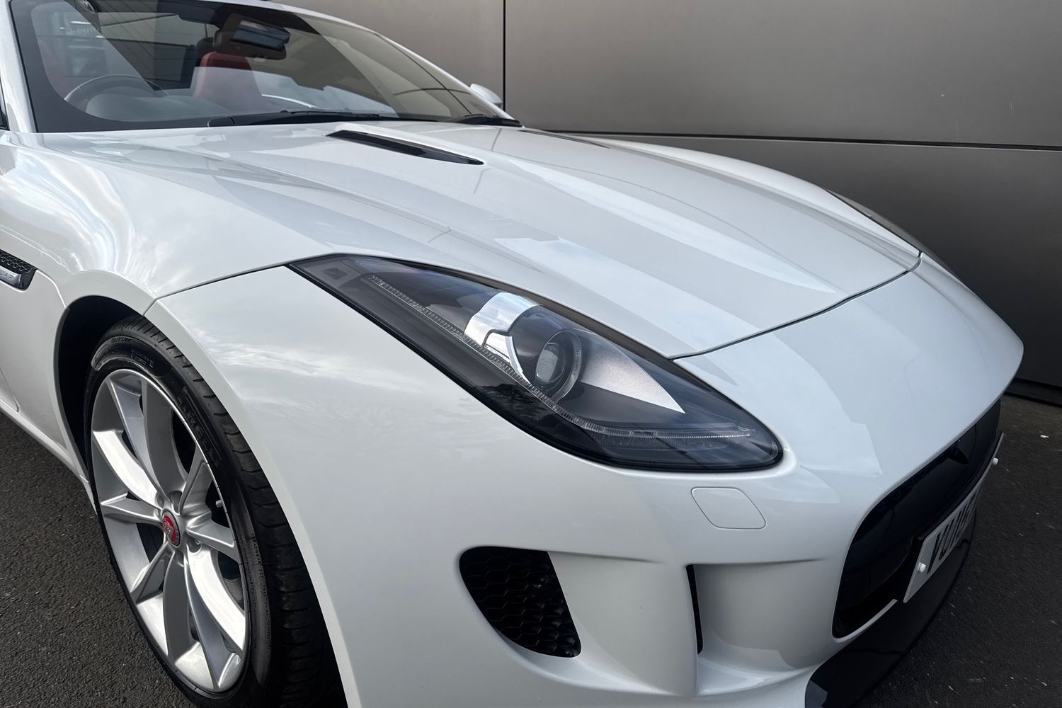 Used Jaguar F-Type 2015 for sale - 77659959: Photo 17