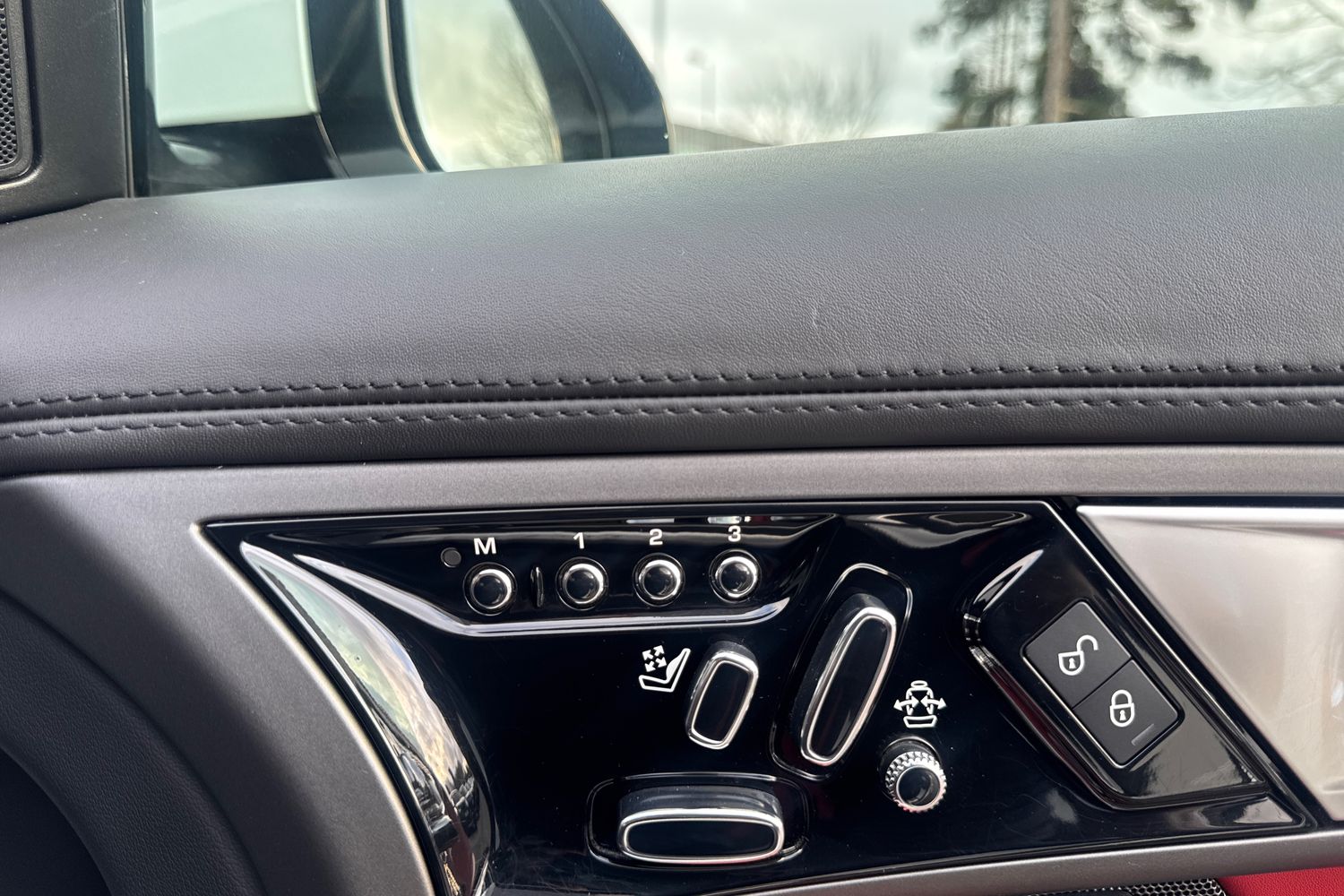 Used Jaguar F-Type 2015 for sale - 77659959: Photo 23